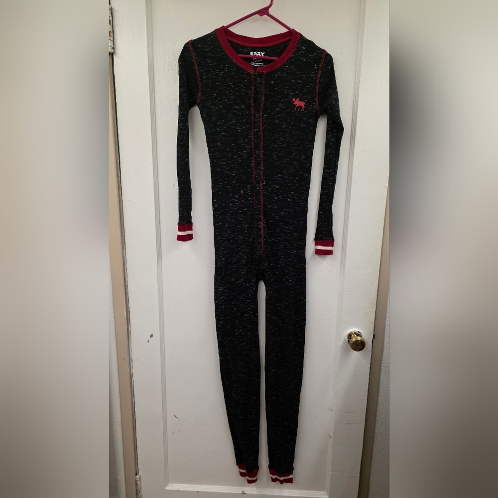 Lazy One “Moose Caboose” Union Suit – Kids Size 12 – Black/Red